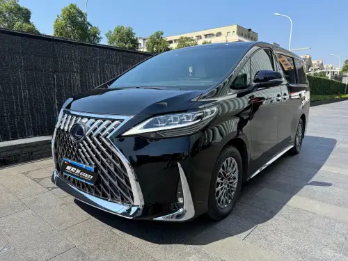 Lexus LM, 2021