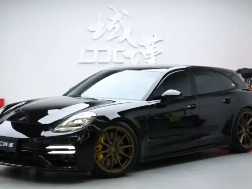 Porsche Panamera, 2023