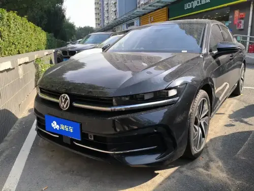 Volkswagen Magotan, 2025