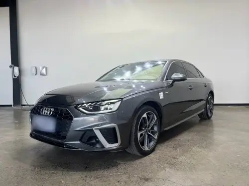 Audi A4, 2023