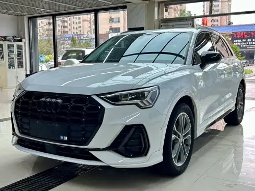 Audi Q3, 2023