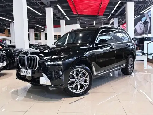 BMW X7, 2023