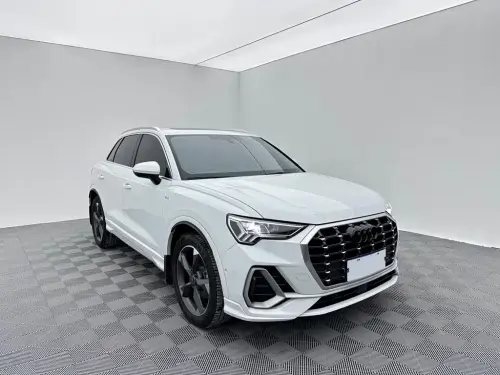 Audi Q3, 2023