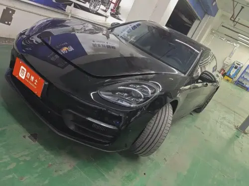 Porsche Panamera, 2023
