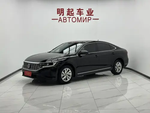 Volkswagen Passat, 2023
