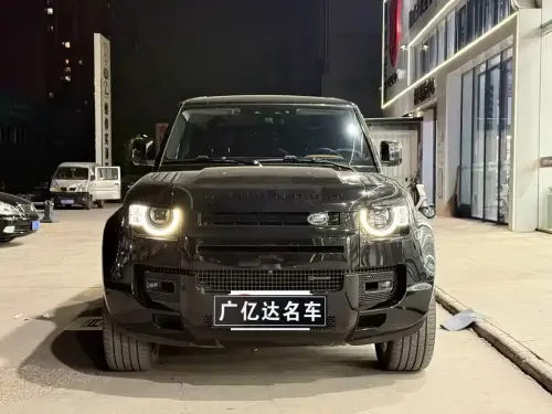 Land Rover Defender, 2022