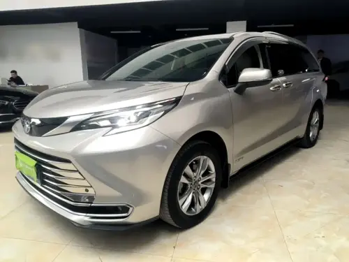 Toyota Sienna, 2022
