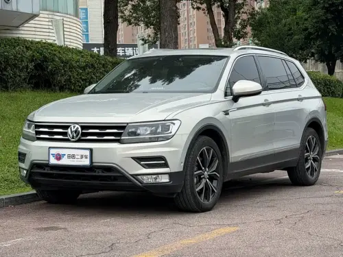 Volkswagen Tiguan, 2020