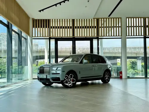 Rolls-Royce Cullinan, 2022