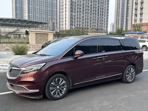 Buick GL8, 2022