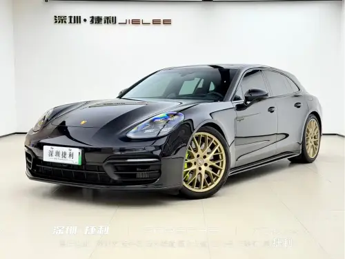 Porsche Panamera, 2022