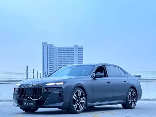 BMW 7-Series, 2023