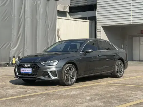 Audi A4, 2023