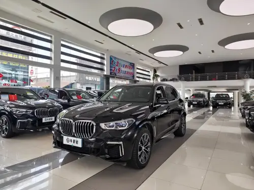 BMW X5, 2023