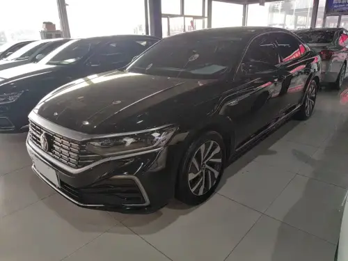 Volkswagen Passat, 2024