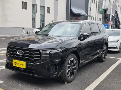 Ford Edge, 2025
