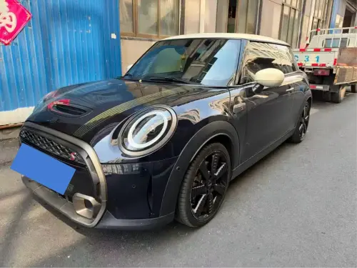 Mini MINI, 2023