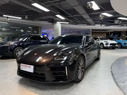Porsche Panamera, 2025