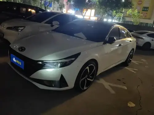 Hyundai Elantra, 2021