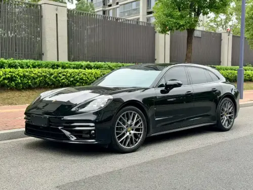 Porsche Panamera, 2023