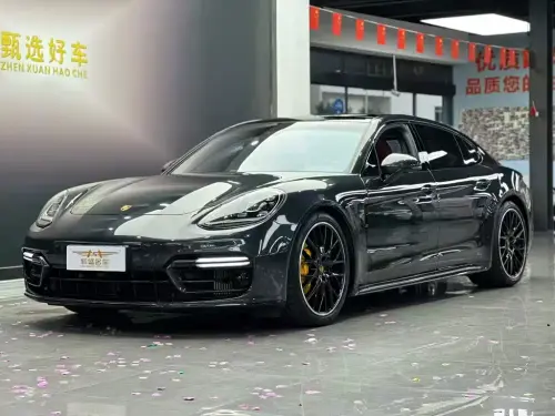 Porsche Panamera, 2023