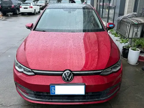 Volkswagen Golf, 2021