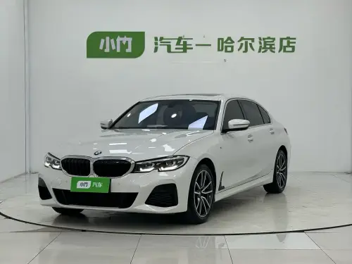 BMW 3-Series, 2022