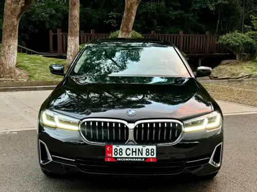 BMW 5-Series, 2021