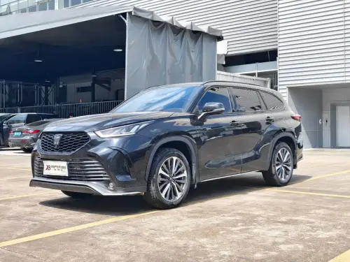 Toyota Crown Kluger, 2024