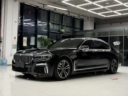 BMW 7-Series, 2022