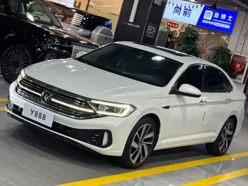 Volkswagen Sagitar, 2023