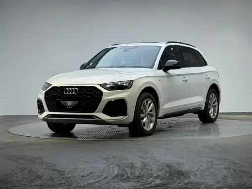 Audi Q5, 2022