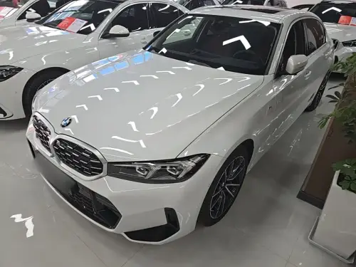 BMW 3-Series, 2025