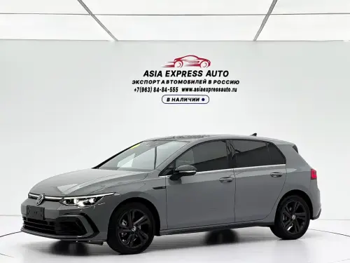 Volkswagen Golf, 2022