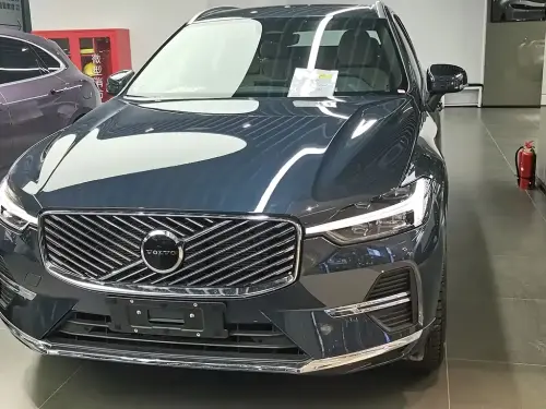 Volvo XC60, 2026