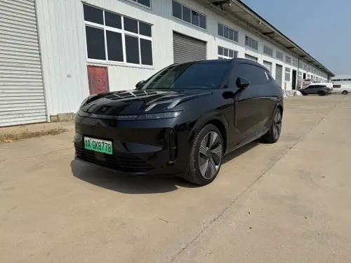Lynk & Co 08, 2025