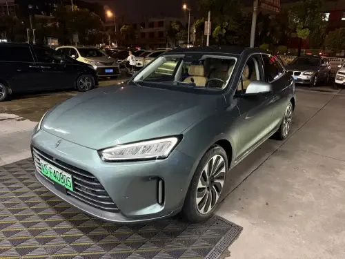 AITO M5, 2022