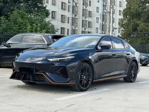 Changan UNI-V, 2025
