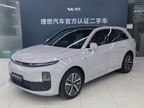 Li Auto L6, 2025