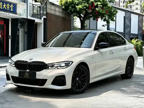 BMW 3-Series, 2021