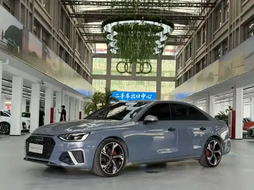 Audi A4, 2022