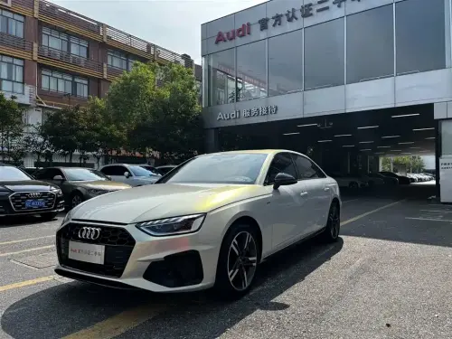 Audi A4, 2023