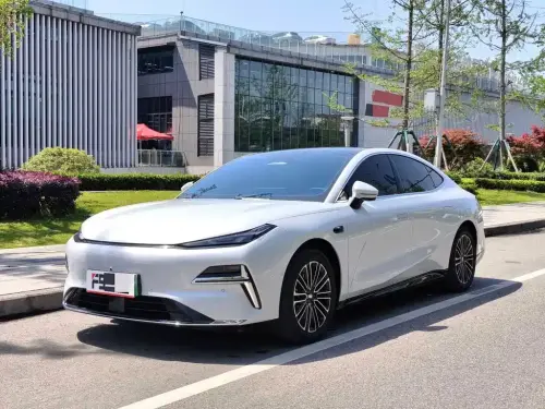 Geely Galaxy Xingyao 8, 2025