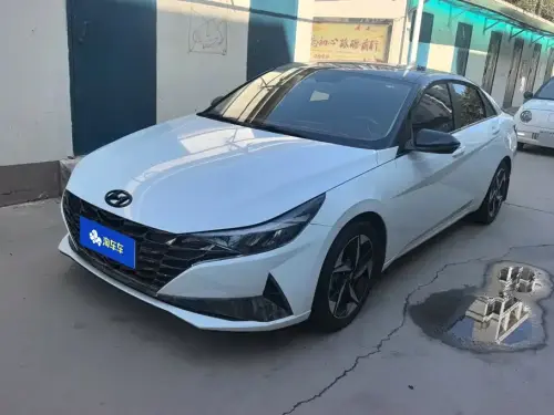 Hyundai Elantra, 2021