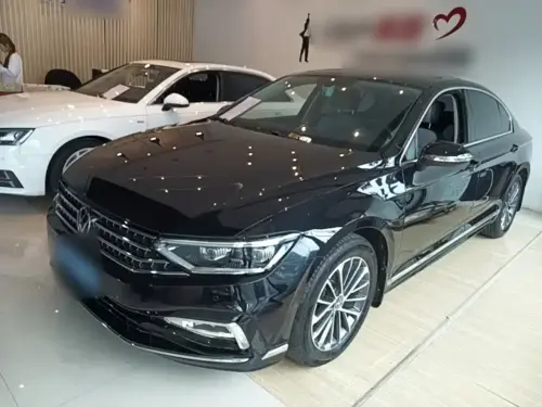 Volkswagen Magotan, 2023