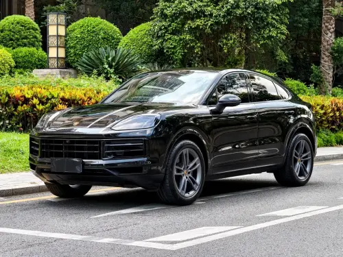 Porsche Cayenne, 2023