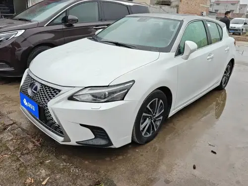 Lexus CT, 2021