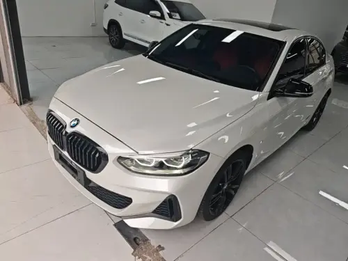 BMW 1-Series, 2023