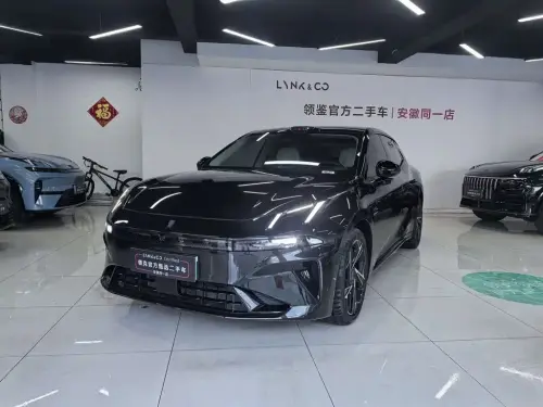 Lynk & Co 07, 2025