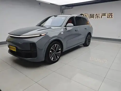 Li Auto L8, 2025